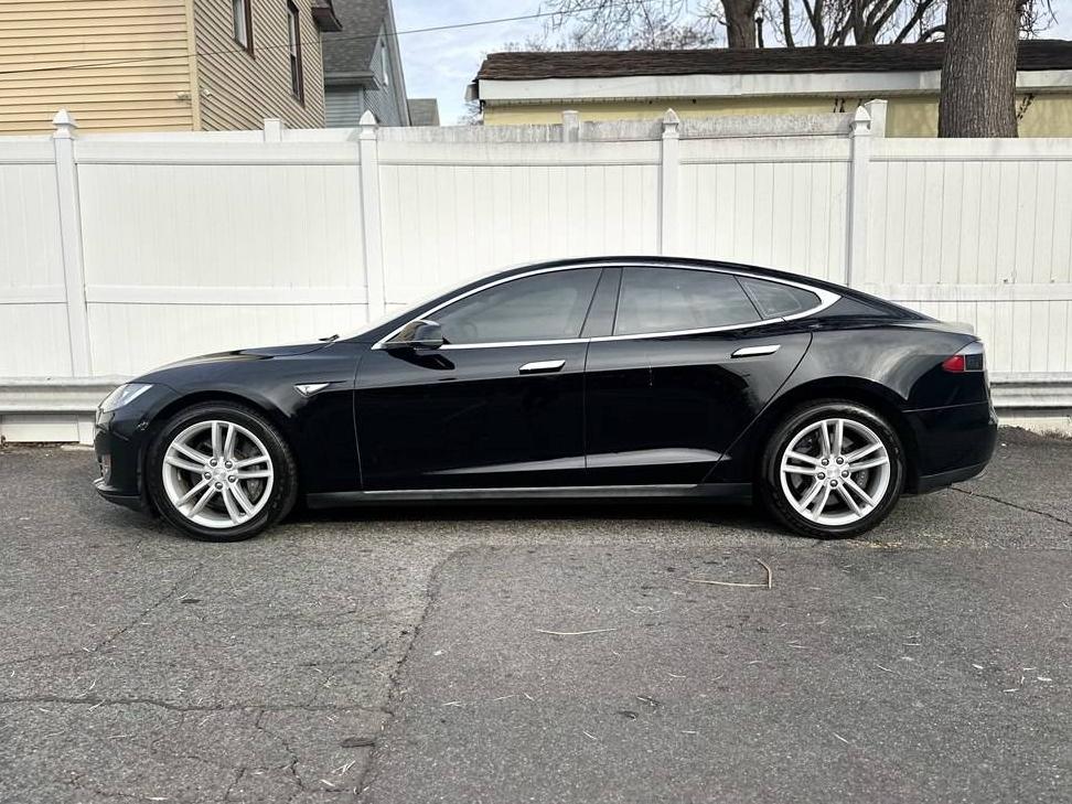 TESLA MODEL S 2014 5YJSA1S17EFP41577 image